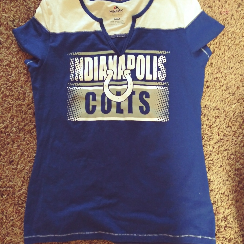 Sports shirt